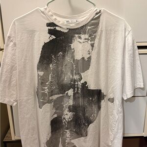 Zara Monochrome Abstract womens T-Shirt